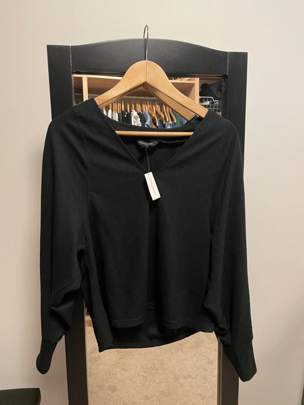 NWT Banana Republic Black V-Neck Long Sleeve Top